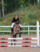 Junor Rider kiertopalkinnon voittanut parivaljakko Frida Heinonen ja Sture J (kuva Virpi Nippala)