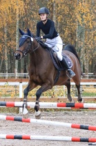 Fanny Määttä ja Kristall Luokka IV 2.sija
(Kuva: Virpi Nippala)