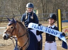 "TEAM TURO" Emilia Hellman ja Ida Repo sekä Sture J